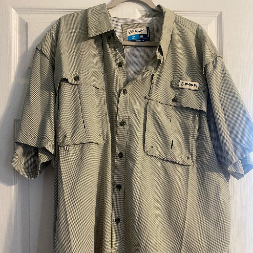2xl Magellan fishing shirt. Olive green  color. Great shape.